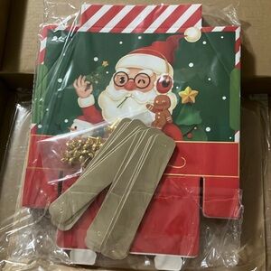 NWT Pack of (12) Christmas boxes with parchment paper for baked gifts